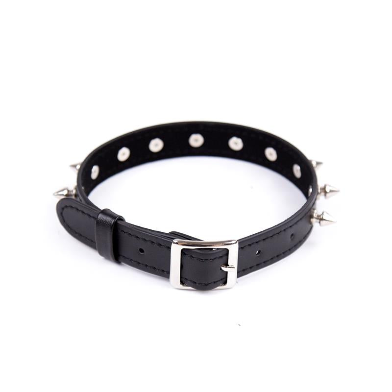 Collar con Pinchos Ajustable 43 cm Negro